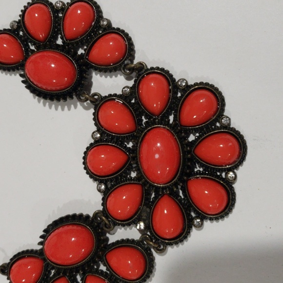 Mudd Red Floral Design Statement Necklace - Boho Chic Women's Fashion Jewelry - Picture 7 of 9